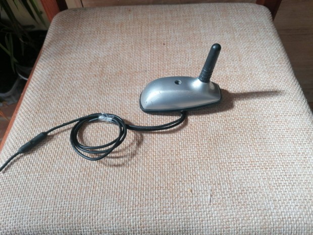 Mercedes W210/S210 gyri tetantenna