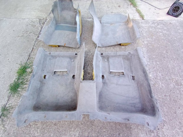 Mercedes W210 szrke sznyegszett