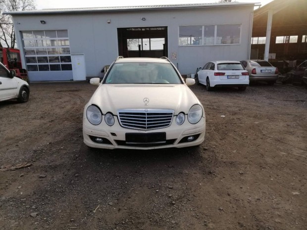 Mercedes W211 - E-class 200 cdi 2009 kombi bontott minden alkatrsze e