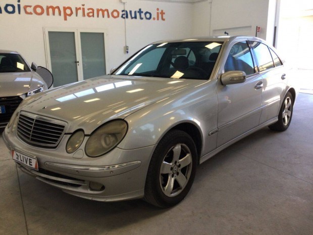 Mercedes W211 - E-class 270 cdi 2003 bontott mindene eladó