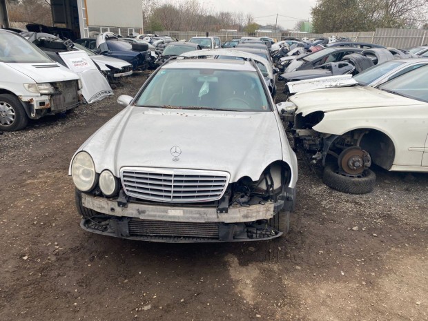 Mercedes W211 - E-class 280 cdi kombi bontott minden alkatrésze eladó