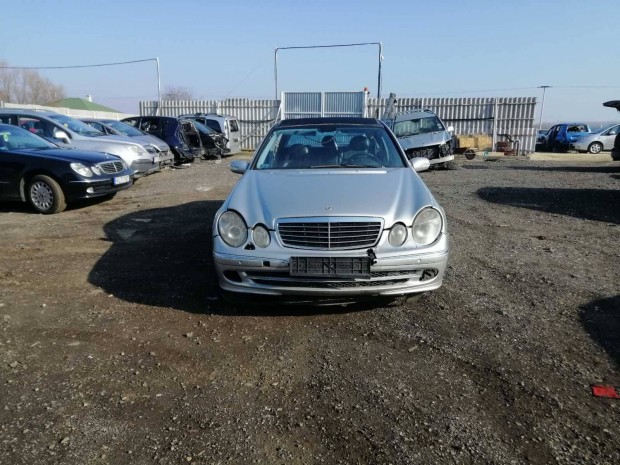 Mercedes W211 - E-class 320 benzin 2002 automata bontott mindene elad