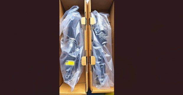 Mercedes W211 kombi h�ts� leng�scsillap�t� jobb bal ADS n�gy l�grug�s