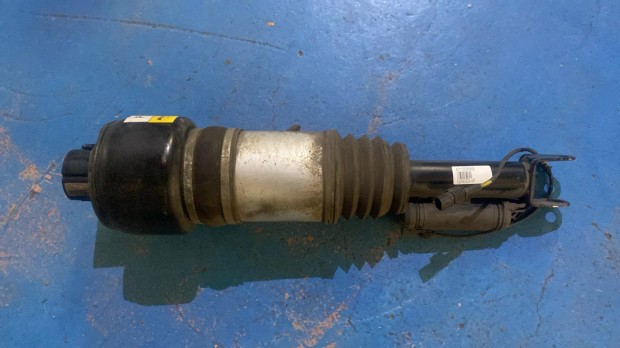 Mercedes W211 lgrugstag jobb els 63AMG A2113205638 elad