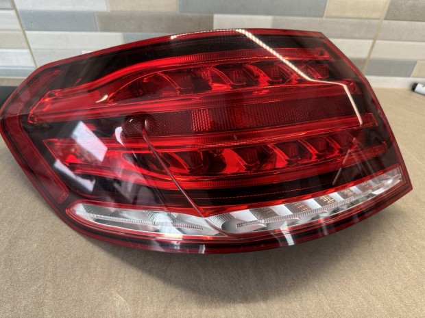 Mercedes W212 E-Osztály Sedan Bal hátsó lámpa