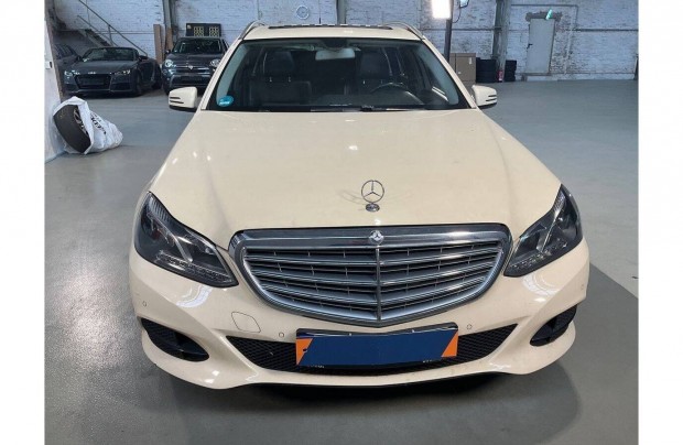 Mercedes W212 - E-class 200 cdi kombi 2015 bontott mindene elad