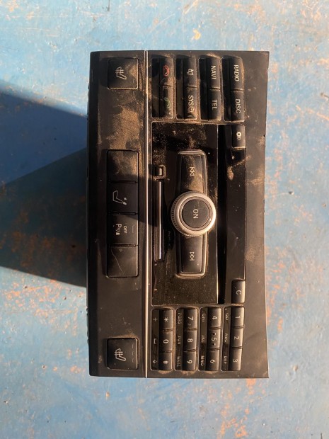 Mercedes W212 fejegys�g A2129006709 elad�