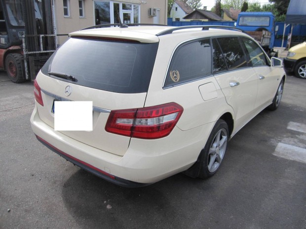 Mercedes W212 haszn�lt bontott alkatr�szek