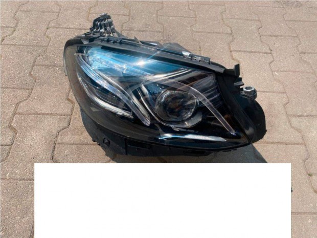 Mercedes W213 facelift LED Multi beam fnyszr bontott elad