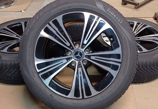 Mercedes W214 E klasse 5x112 8x18 ET32,5 225/55 R18 tli gumikkal 4db