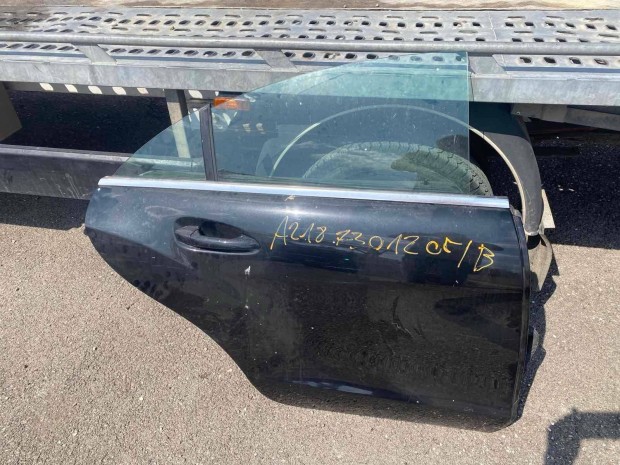 Mercedes W218 CLS jobb hátsó ajtó