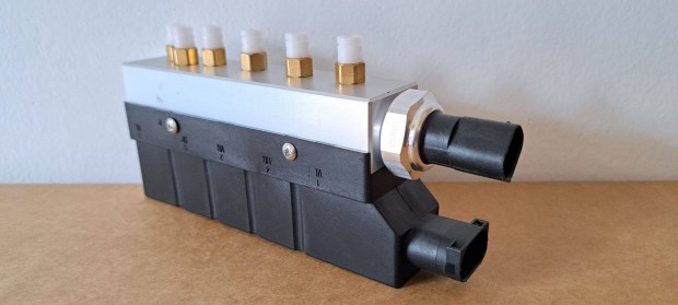 Mercedes W220 S légrugó szeleptömb Új