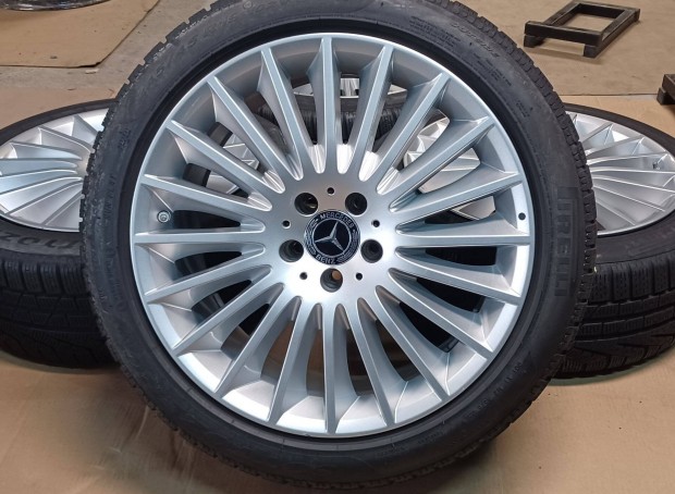 Mercedes W222 S klasse 5x112 8,5-9x19 245/45 R19 téli gumikkal 4db