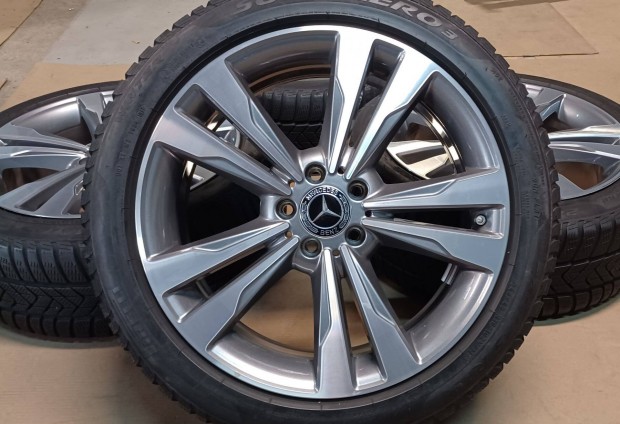 Mercedes W222 S klasse 5x112 8,5x19 245/45 R19 téli gumikkal 4db