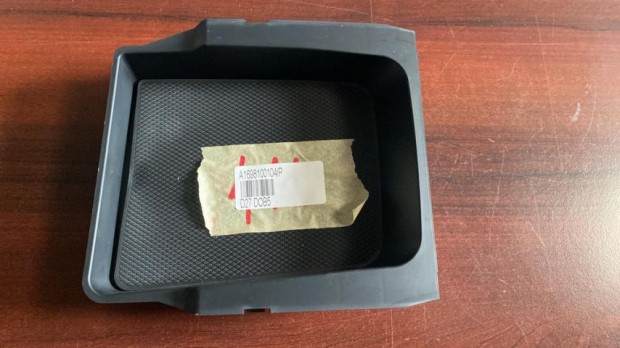 Mercedes W245/W169 t�rol� rekesz A1698100104 elad�