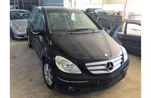 Mercedes W245 - B-class 150 benzin manuális fekete bontott mindene ela