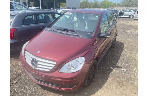 Mercedes W245 - B-class 180 cdi 2005 bontott minden alkatrésze eladó