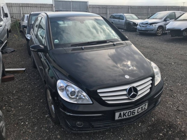 Mercedes W245 - B-class 180 cdi manuális bontott minden alkatrésze ela