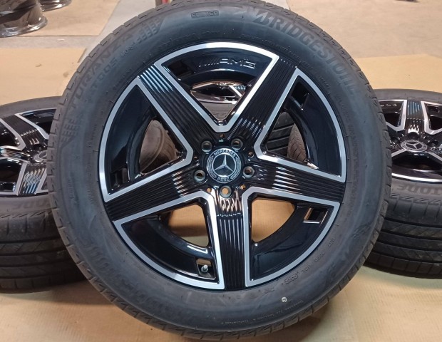 Mercedes W254 GLC AMG 5x112 8x19 235/55 R19 ny�ri gumikkal 4db