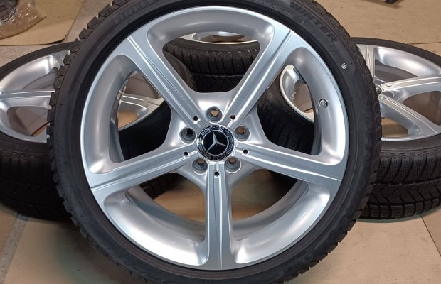 Mercedes W257 CLS 5x112 8x19 245/40 R19 téli gumikkal 4db