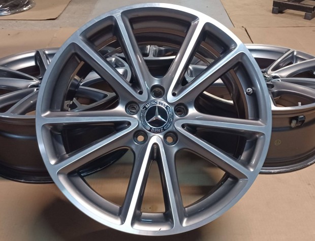 Mercedes W257 CLS klasse alufelnik 5x112 8x18 ET33 4db