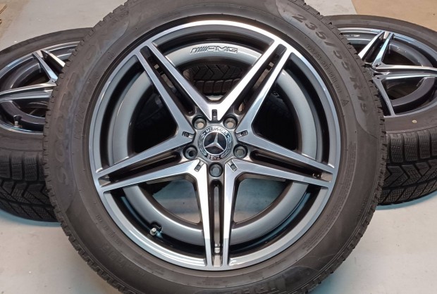 Mercedes W293 Eqc 7,5-8x19 ET32-34 235/55-255/50 R19 téli gumikkal 4db