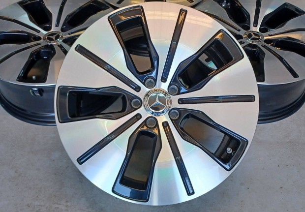 Mercedes W293 Eqc W253 GLC alufelnik 5x112 7,5x19 - 8x19 4db