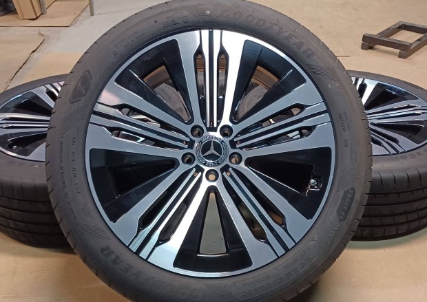 Mercedes W297 EQS Eqe 5x112 8,5x20 255/45 R20 nyári gumikkal 4db.7mm