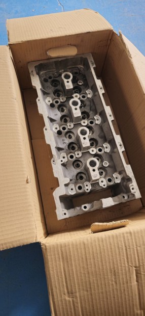 Mercedes W639,w906 OM646 �res hengerfej A6460101420 elad�