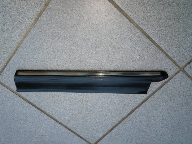 Mercedes W 123 Cupe h�ts� s�rv�d� als� d�szl�c 