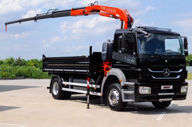 Mercedes - Benz Axor 1829 - Billenőplatós - Darugémes teherautó