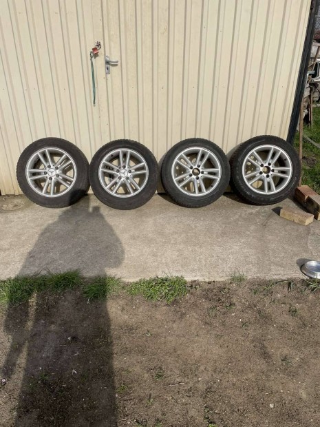 Mercedes alufelni tli gumival