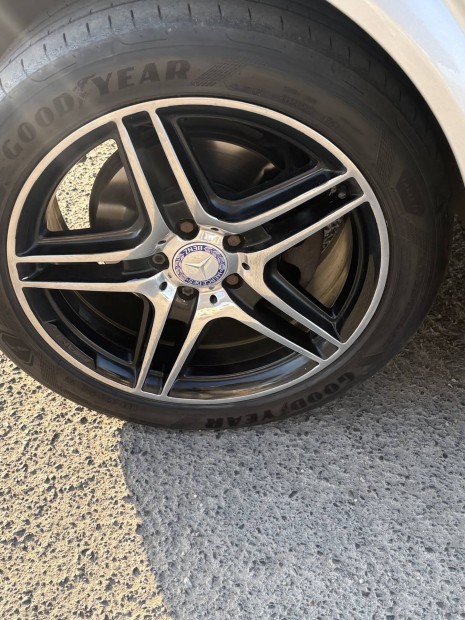 Mercedes amg 18-as felni