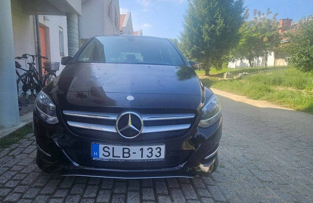 Mercedes b180