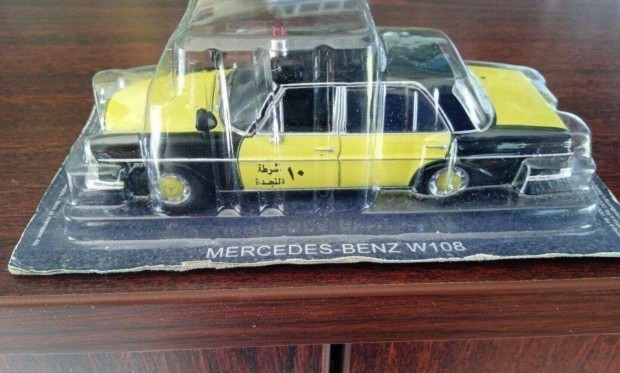 Mercedes benz w108 rendr kisauto modell 1/43 Elad