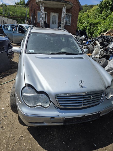 Mercedes c 1.8 kompresszor minden alkatrésze