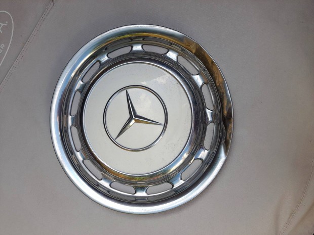 Mercedes dsztrcsa