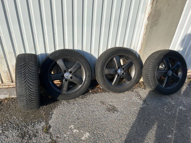 Mercedes felni s Hankook 205/55 R16 tligumi