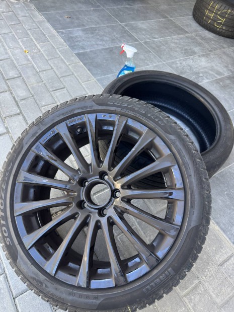 Mercedes felni+tligumi 225/45/18