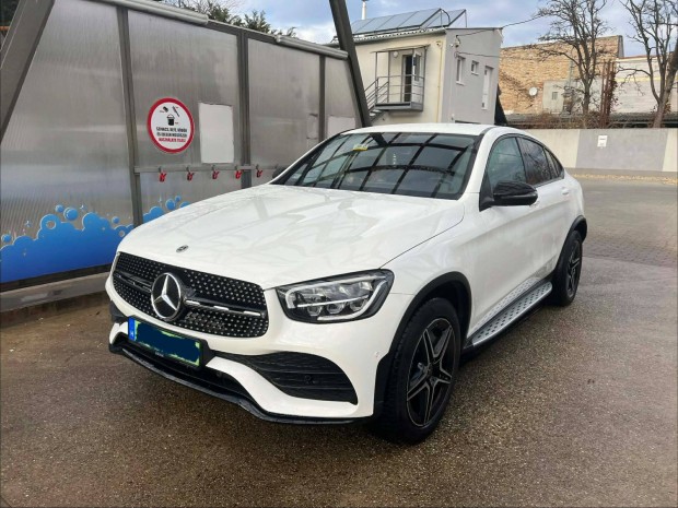 Mercedes glc300 de coup� 2022