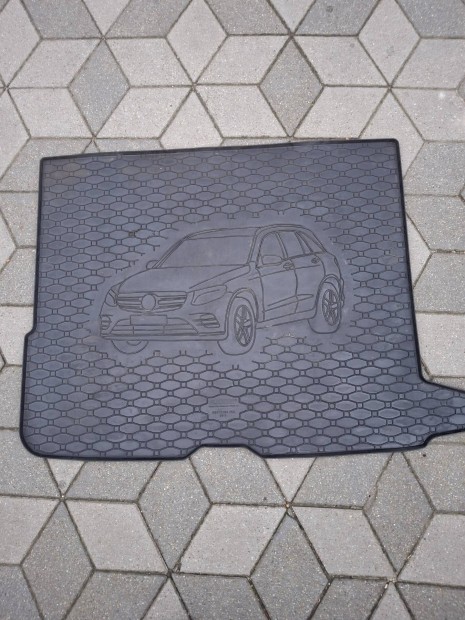 Mercedes glc gumi csomagt�rt�lca !