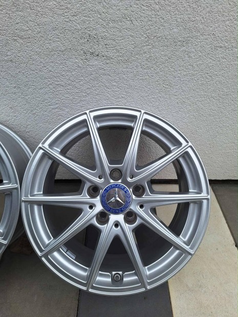 Mercedes gy�ri 16 colos felni A B C CLA V Vito Viano