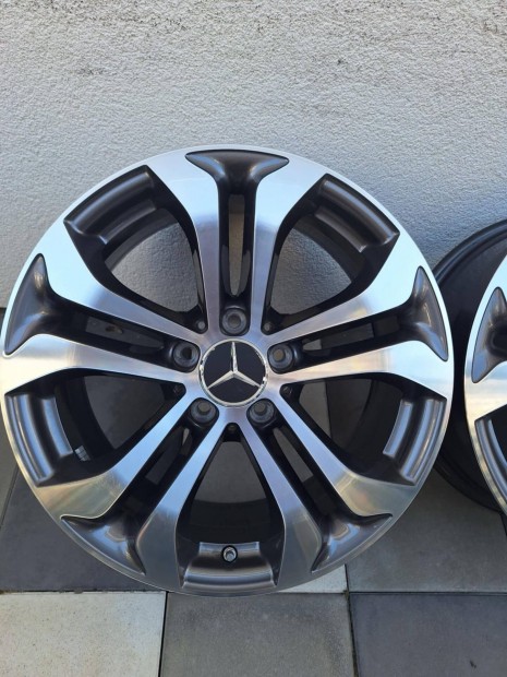 Mercedes gyri 17 col felni jszer llapotban A B C CLA GLA GLB GLC E
