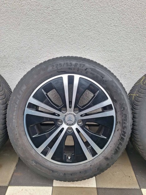 Mercedes gy�ri 17 colos felni A B C CLA GLA GLB ML R V Vito