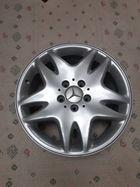Mercedes gyri 17-es alufelni