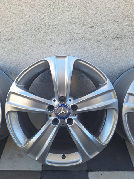 Mercedes gyári 18 col felni C E S GLC Gle ML R