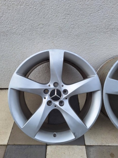 Mercedes gy�ri 18 col k�tsz�les felni A B C CLA E ML R Gle GLS
