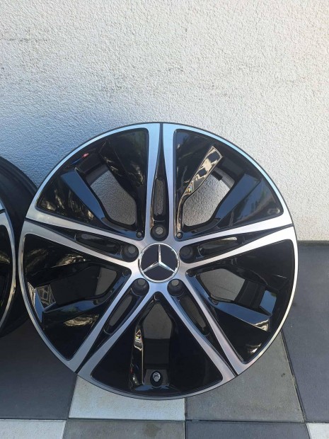 Mercedes gyri 18 colos kzel j felni A B C CLA GLA GLB Gle ML R Vito