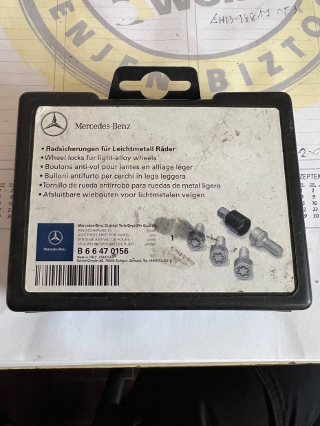 Mercedes gyári kerékőr