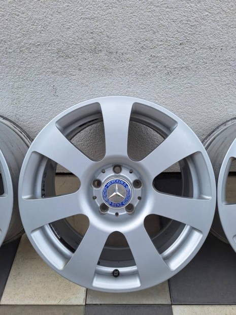 Mercedes gyári pillekönnyű 17 colos felni A B CLA C E S CL SL V Vito